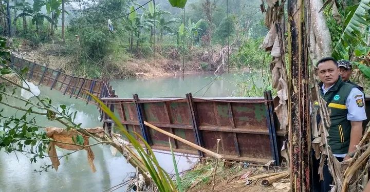 Jembatan Gantung di Jampangtengah Putus, Ini Kata Kalak BPBD Kab. Sukabumi