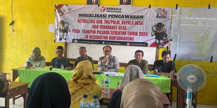 Panwaslucam Bantargadung Gelar Sosialisasi Netralitas ASN