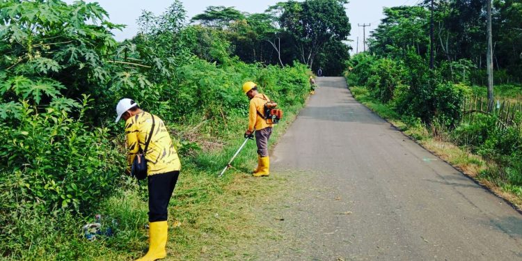 Kucurkan Ratusan Juta, PU Kab. Sukabumi Gesit Laksanakan Pemeliharaan Jalan Surade-Kadaleman