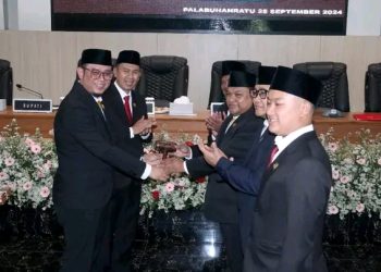 Budi Azhar Mutawali Resmi Pimpinan DPRD Kab. Sukabumi Periode 2024-2029, Ini Harapan Bupati