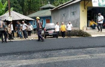 Ruas Jalan Cipanas Kabandungan Mulus, Warga Sumringah