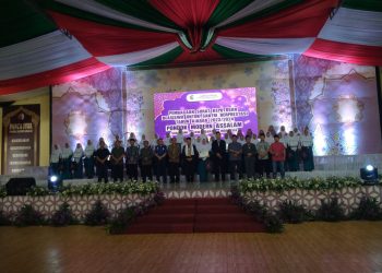 Keluarga Besar Ponpes Assalam Putri Gelar Santunan Anak Yatim