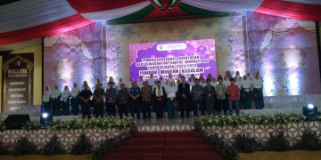 Keluarga Besar Ponpes Assalam Putri Gelar Santunan Anak Yatim