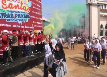 Sekda Ade Suryaman Apresiasi Kirab dan Jalan Santai Pilkada 2024 Yang di Gagas KPU Kab. Sukabumi