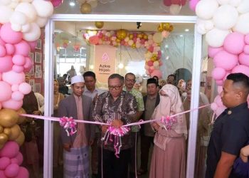 Bupati Sukabumi Ikut Resmikan Gedung Azkia Hijab, Ini Harapan Bupati