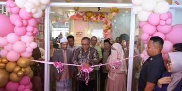 Bupati Sukabumi Ikut Resmikan Gedung Azkia Hijab, Ini Harapan Bupati