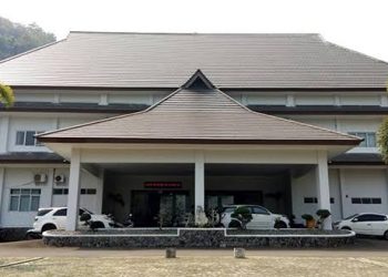 LPKSM Pandawa Lima Soroti Supermarket di Palabuanratu, Komisi II Taopik Guntur Warning Investor Nakal