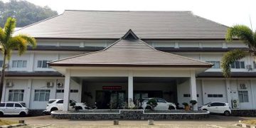 LPKSM Pandawa Lima Soroti Supermarket di Palabuanratu, Komisi II Taopik Guntur Warning Investor Nakal