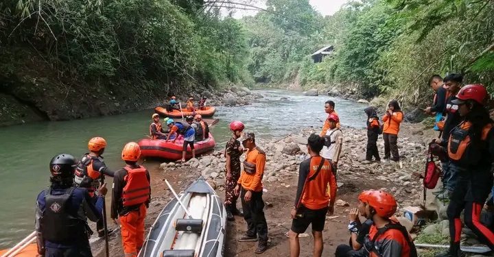 Korban Laka Sungai di Sungai Cipelang Sukabumi, Akhirnya Ditemukan Tim SAR Gabungan di Cimandiri