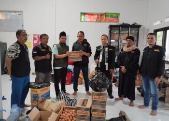 Salurkan Bantuan Sembako, Ormas GEMPA Sambangi Korban Terdampak Bencana Banjir di Cikondang Sukabumi