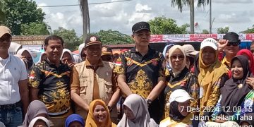 Pj Bupati Tebo Hadiri HUT PGRI ke-79 dan HGN ke-30 Tingkat Provinsi Jambi Di Lapangan Mandala Rimbo Bujang