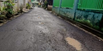 Aspal Jaling di Cibolangkidul Baru Seminggu Selesi Pekerjaan, Kok Sudah Rusak Lagi?