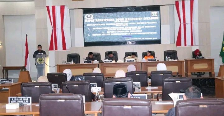 DPRD Kab. Sukabumi Sampaikan Nota Penjelasan Tiga Raperda