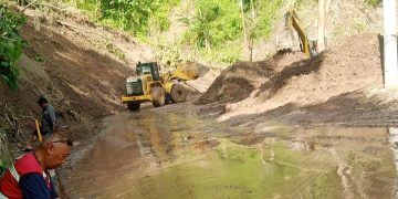 Sempat Tertutup Longsoran, Jalan Nasional Loji-Kiaradua Sukabumi Kembali Bisa Dilalui