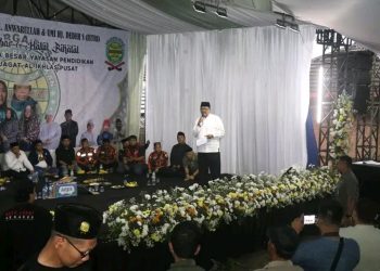 Hadiri Haul Guru Besar Sapu Jagat, Bupati Sukabumi Sampaikan Pentingnya Kebersamaan Menju Sukabumi Mubarokah