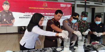 Kurun Waktu Lima Bulan, Kejari Kab. Sukabumi Musnahkan Barang Bukti Dari 73 Perkara