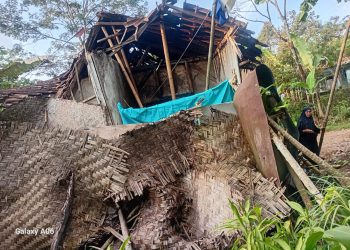 Belasan Tahun Rumah Janda Tua di Sukabumi Jauh Dari Kata Layak, Kades Bencoy Hasanudi Terkesan Bungkam