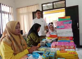 Kemeriahan HUT ke-45 Desa Sukamantri, Warga Antusias Ikuti Pengobatan Gratis