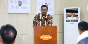 Bupati Sukabumi Resmikan Pembangkit Listrik Tenaga Surya Atap di Sukalarang