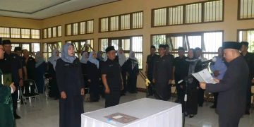 Lantik Kepala Sekolah Di Lingkungan Disdik, Wabup Tegaskan Pendidikan Karakter dan Akhlak Mulia