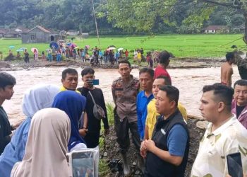 Wabup Sukabumi dan Ketua Komisi II DPRD Pastikan Mitigasi di Desa Loji Berjalan Baik