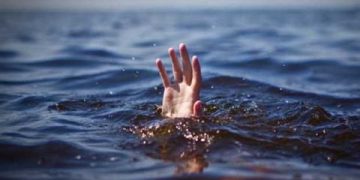 Berenang di Pantai Ciwidig Cianjur, Tiga Remaja Tenggelam