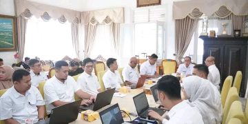 Sekda Ade Suryaman Targetkan Pelayanan Pendapatan Masuk 20 Besar Nasional