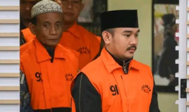 Duet Maut Bupati Bekasi Nonaktif dan Ayah HM Kunang Didakwa Terima Suap Proyek Rp12,2 Miliar