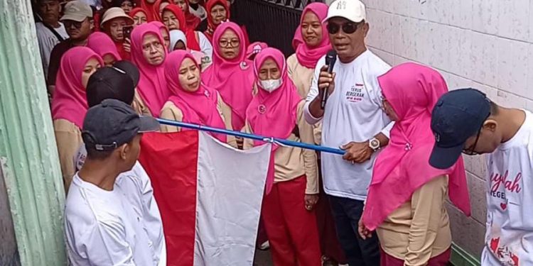 Peringati HUT RI ke-81, RW 001 Kampung Satuduit Cianjur Gelar Giat Jalan Sehat
