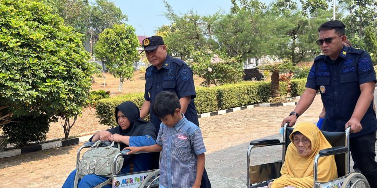 Tingkatkan Pelayanan Lapas Kelas IIA Warungkiara, Gelar Kunjungan Khusus Keluarga WBP Lanjut Usia