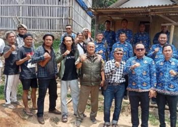 Warga Darmareja Terganggu Serangan Lalat Hijau, Tim Pemkab Sukabumi Sidak Perusahaan Peternakan Ayam